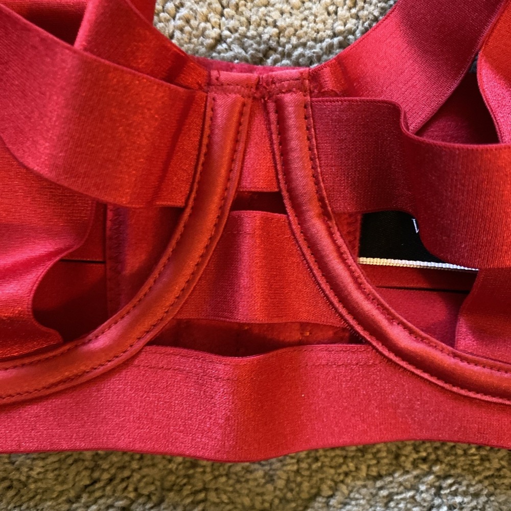 VICTORIA'S SECRET VERY SEXY LUXE UNLINED STRAPPY RED CAGE BANDED BRA 34B - Picture 3 of 15